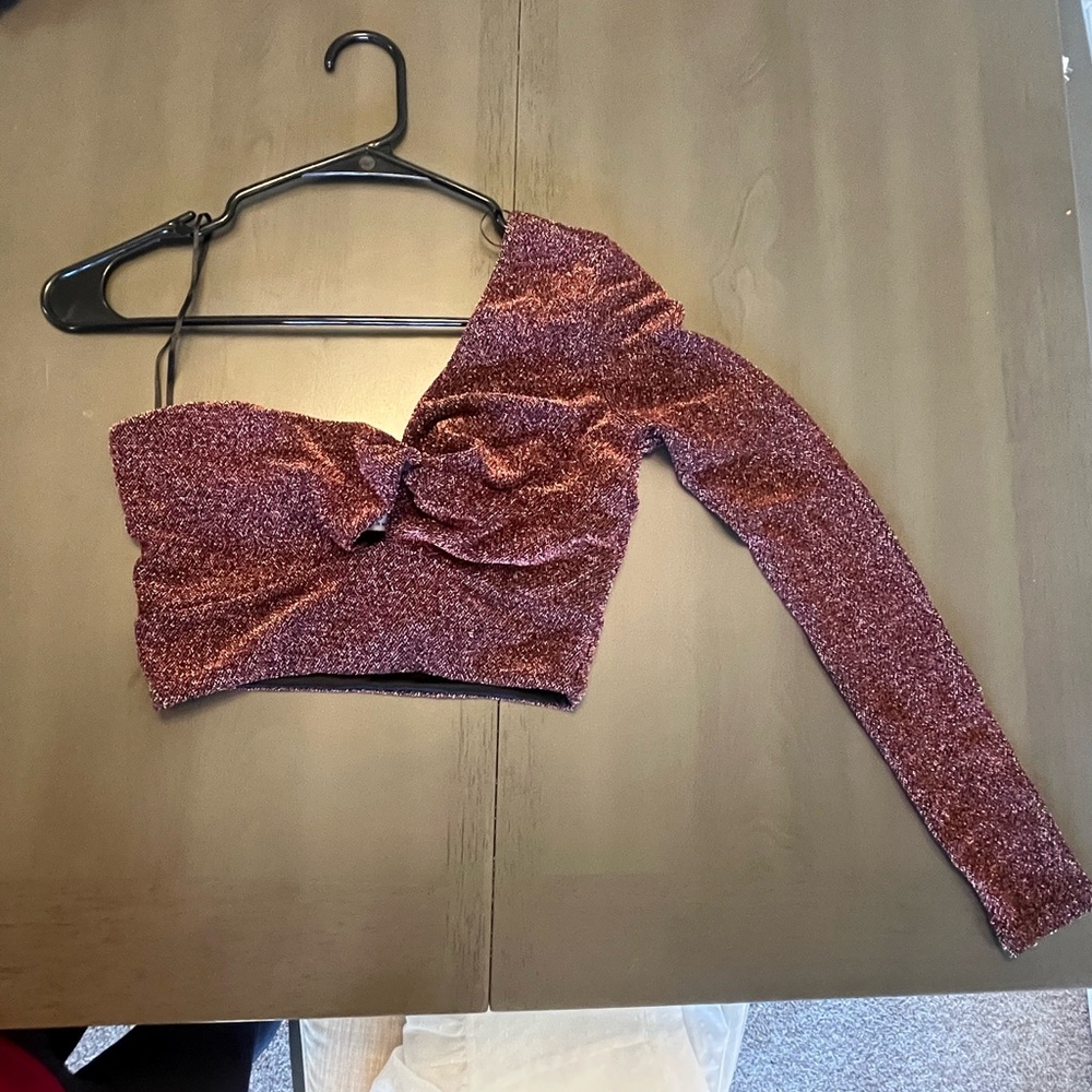 Elegant One-Shoulder Glitter Top